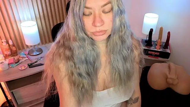 MarianL0ve webcam