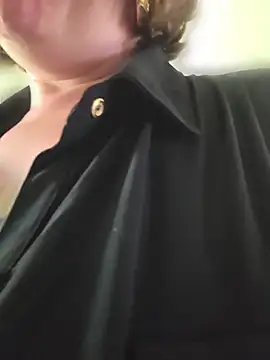 julimonroe webcam