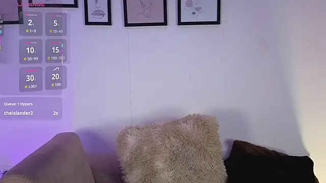 Pamela_tomas live cam on StripChat