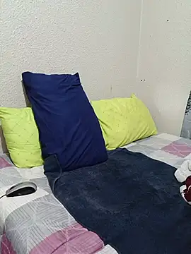 FreakyAngel3X webcam