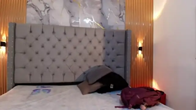 LizzRouse webcam