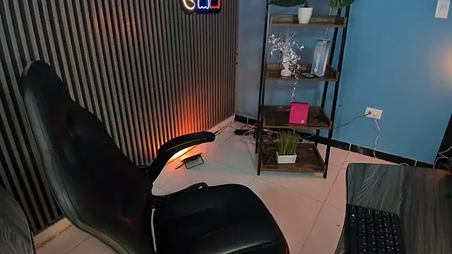 Emily_robertss1 webcam