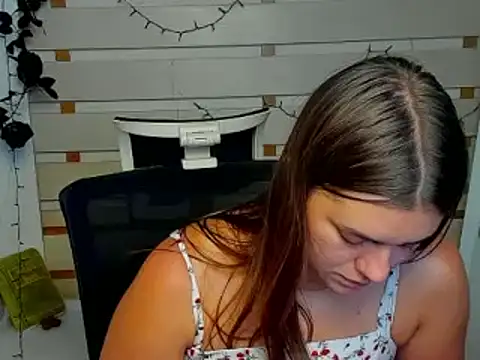 Josephine_Kiss webcam