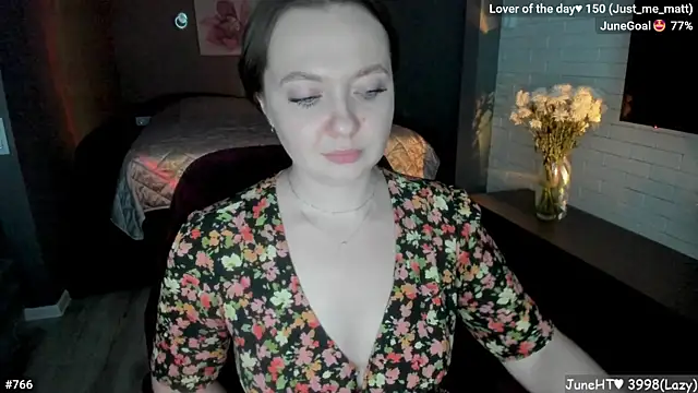 LizaGost live cam on StripChat
