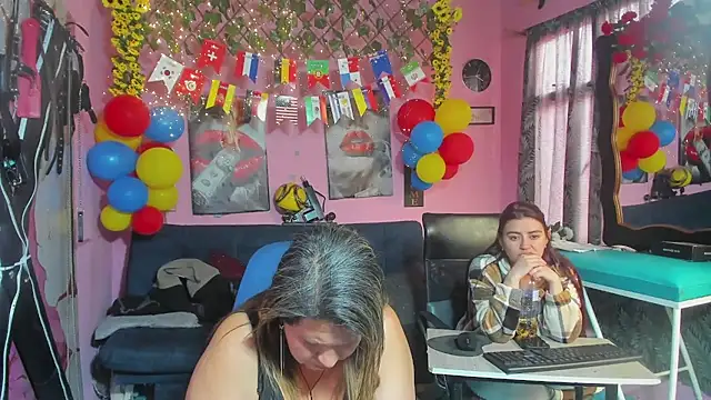 lesbiancuple webcam