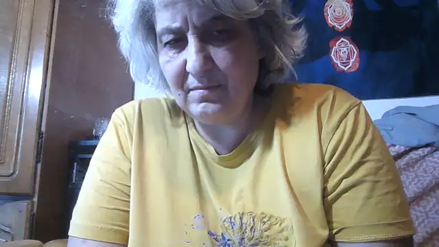 ExquisiteMature webcam