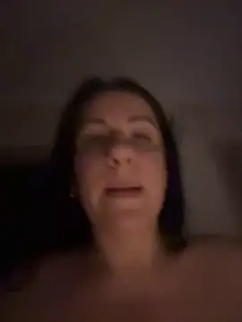 Evelinia live cam on StripChat