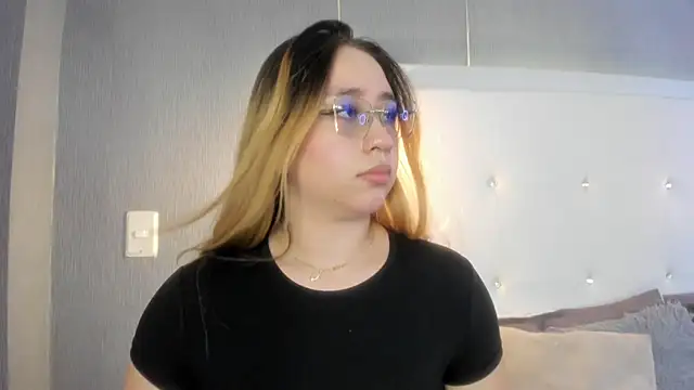 ximenanoah live cam on StripChat