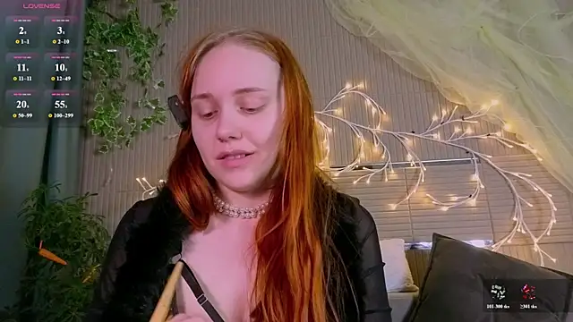 PollyVinice live cam on StripChat