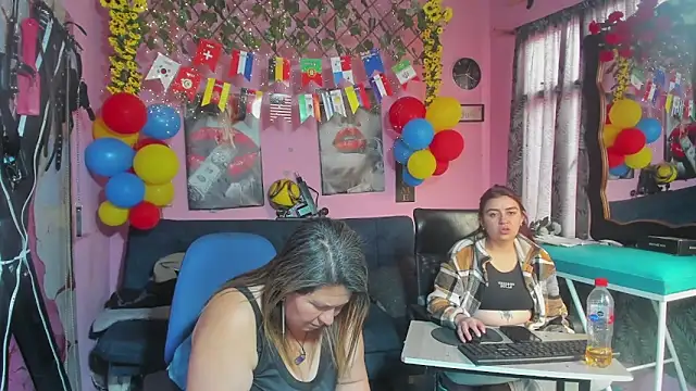 lesbiancuple webcam