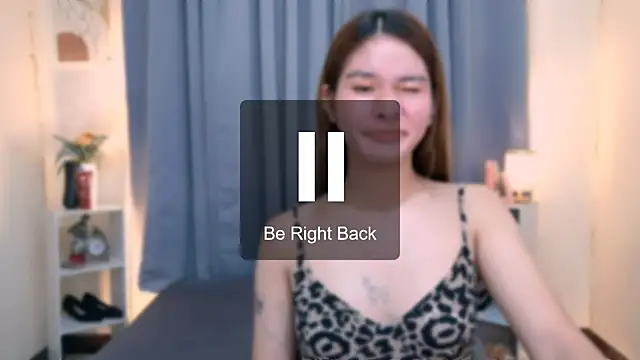 Mimi_Mckinley webcam
