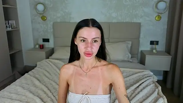 Snow_WhiteeeX live cam on StripChat