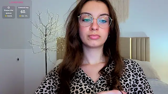 Real_cutie1 live cam on StripChat