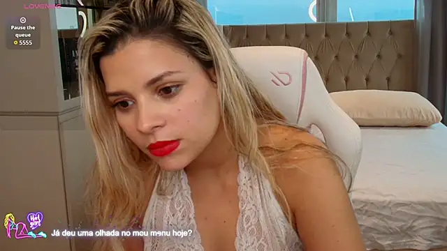 Florence_Ford live cam on StripChat