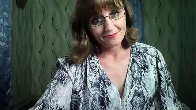 Alisaprice077 live cam on StripChat