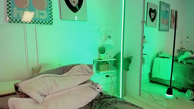 Zoe_Lynch_ webcam