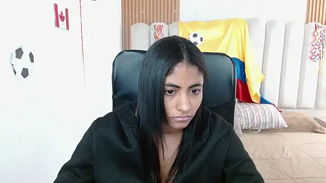 shaneelle live cam on StripChat