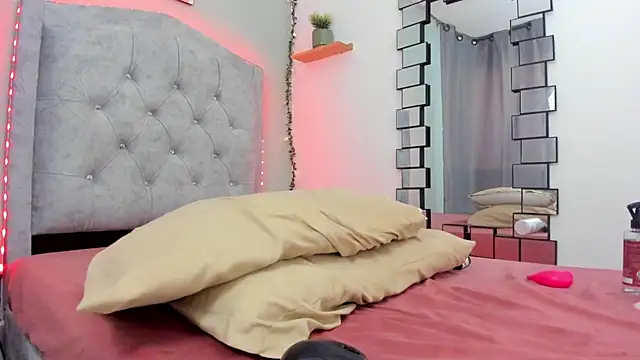 sharonblake2 - SHARONBLAKE2's free webcam - UK Sex Cams