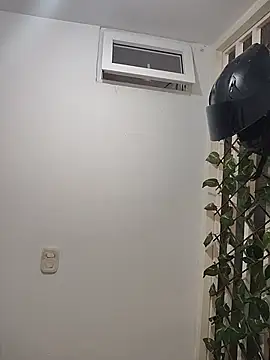 Juann-cock live cam on StripChat