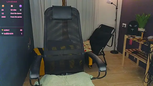 laracroftmansion webcam