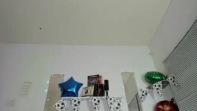 xxKamadevaxx webcam