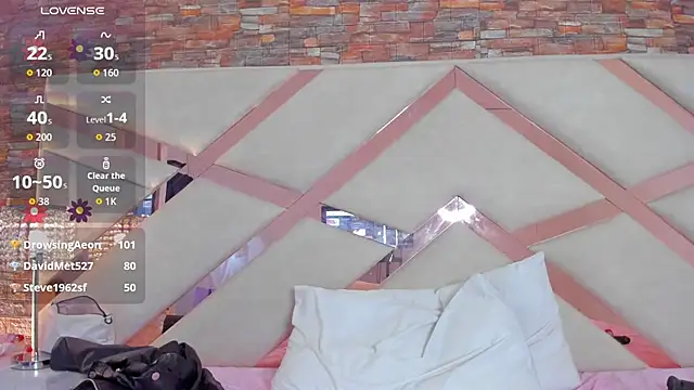 lucy_davies webcam