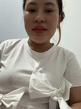 Lina-Naughty webcam
