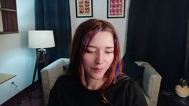 Emily_Cherry_ webcam