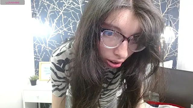 Allyshon_ live cam on StripChat