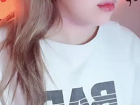 Lucy6868 webcam