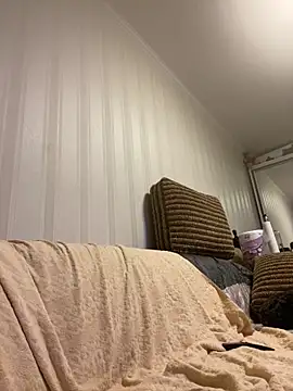 Frosl live cam on StripChat