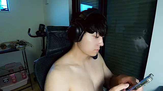 Tkcqcc live cam on StripChat