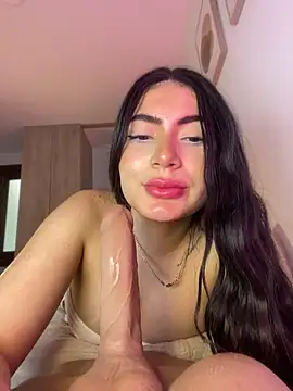 Mia_222 webcam