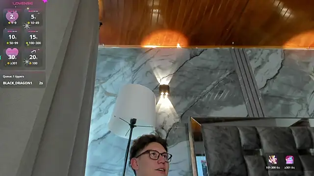 Manson_and_Zoe webcam