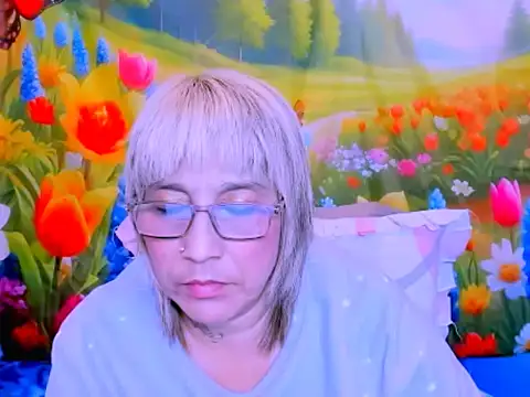 indianroxy webcam