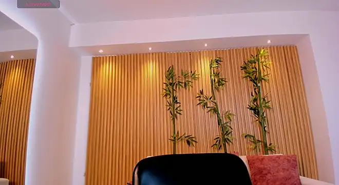 martina_mancini live cam on StripChat
