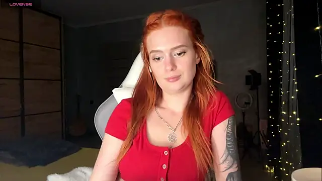 NatureWingless live cam on StripChat