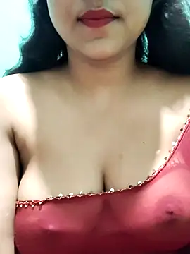 SugarWithSpice live cam on StripChat