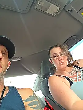 thespontaneouscouple42069 webcam
