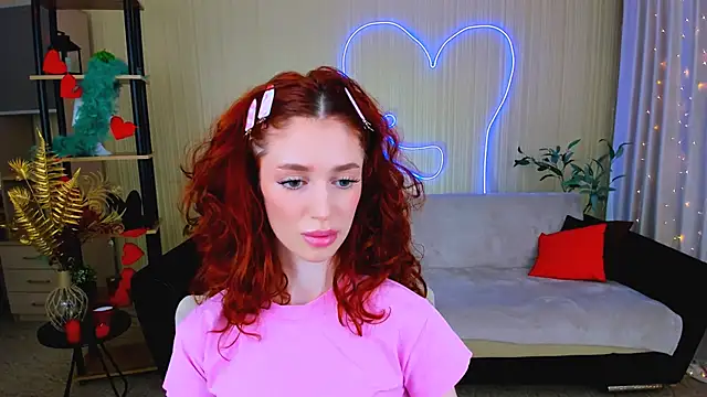 ChristinaConteeree webcam