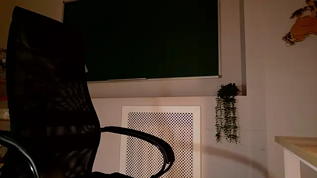 ClaireMathis webcam