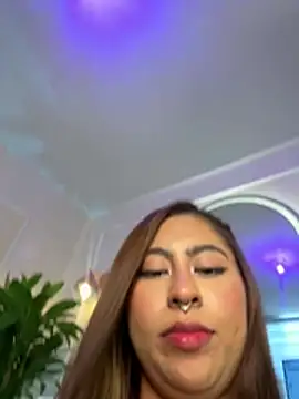 ThamaraGen_ webcam