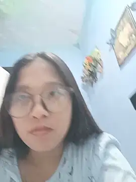 Milkytits4You webcam