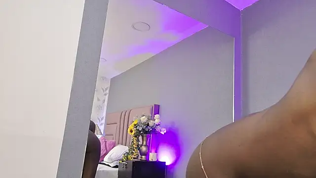 AndreeaStorm webcam