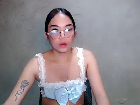 Urbabydollxxx webcam