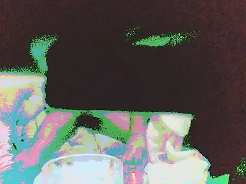 DripDiva webcam