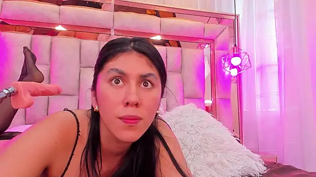LiliGreyy webcam