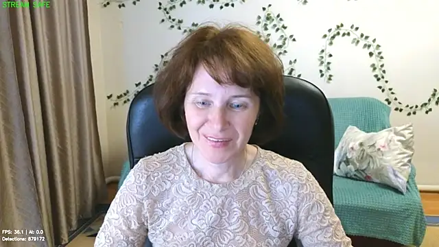 Lia_Tito webcam