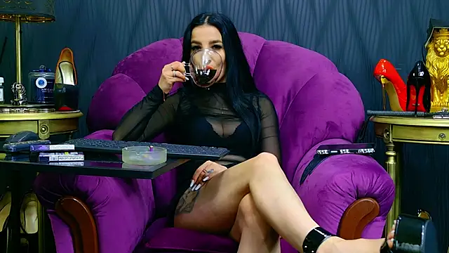 VivianReeve webcam