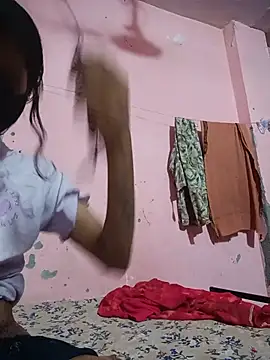 Desipari_777 webcam